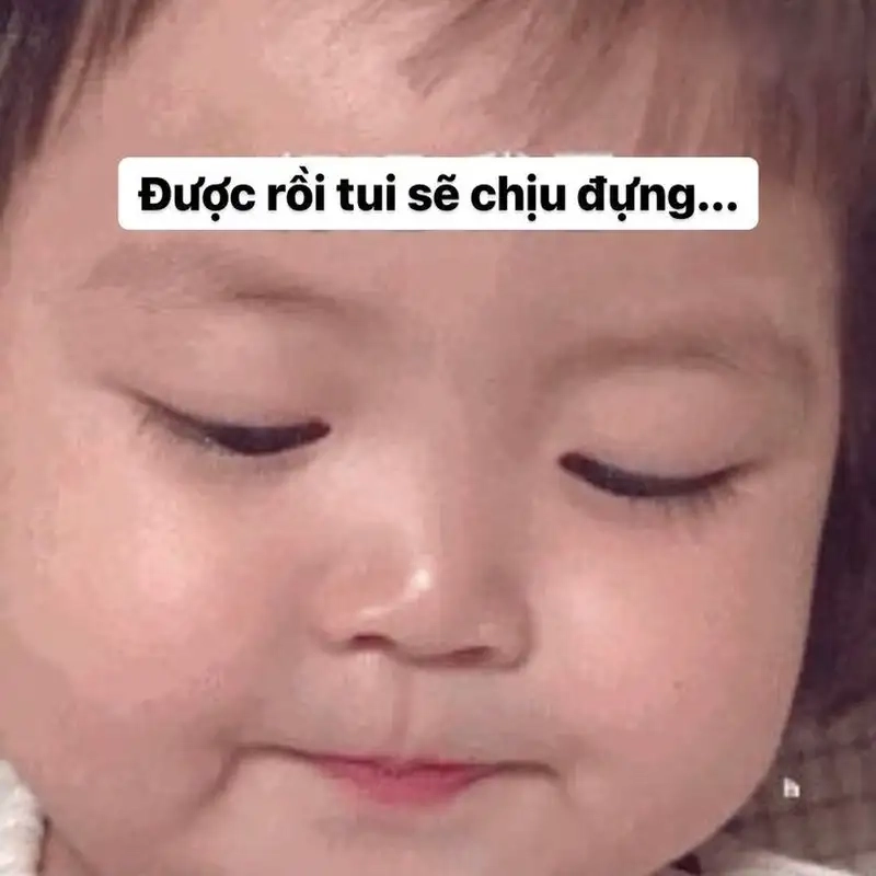 Khóc meme em bé cute hài hước luôn mang đến tiếng cười