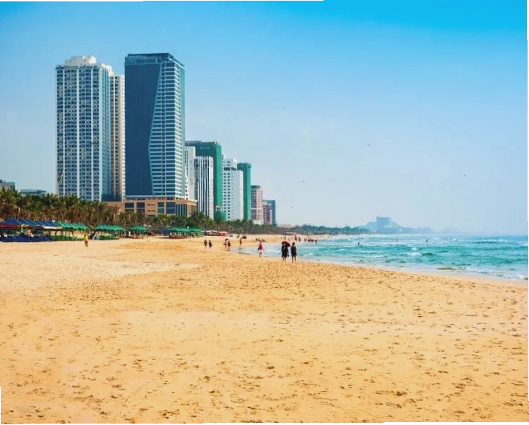 Bãi biển An Bàng yên bình với hàng dừa xanh mướt