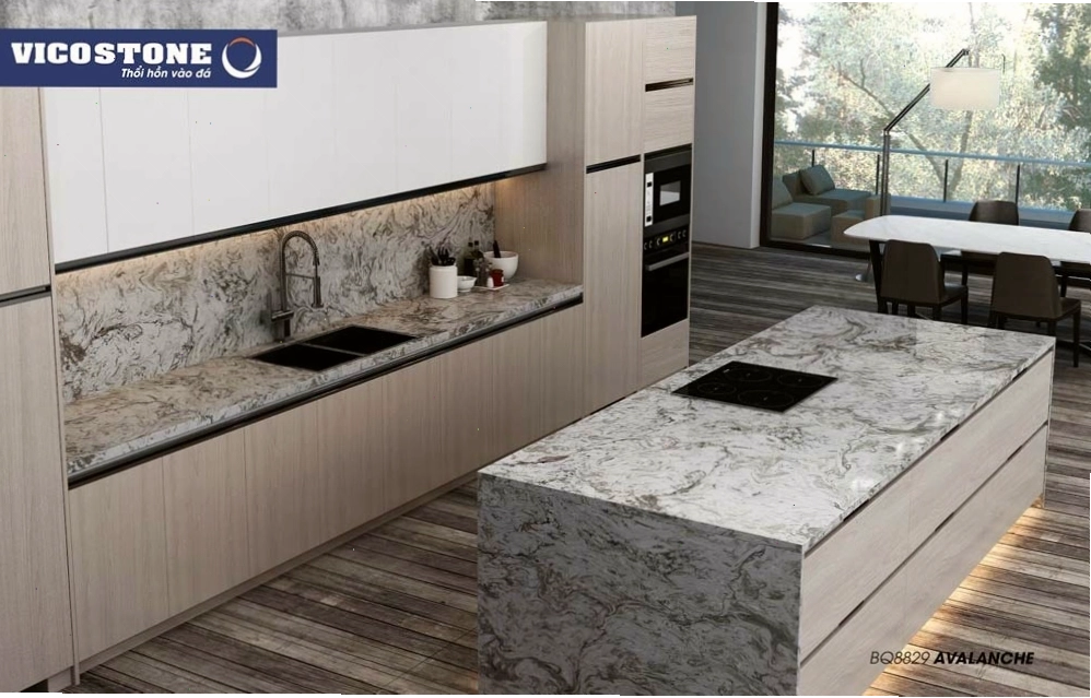 Bàn bếp đá VICOSTONE màu trắng vân xám sang trọng, hiện đại