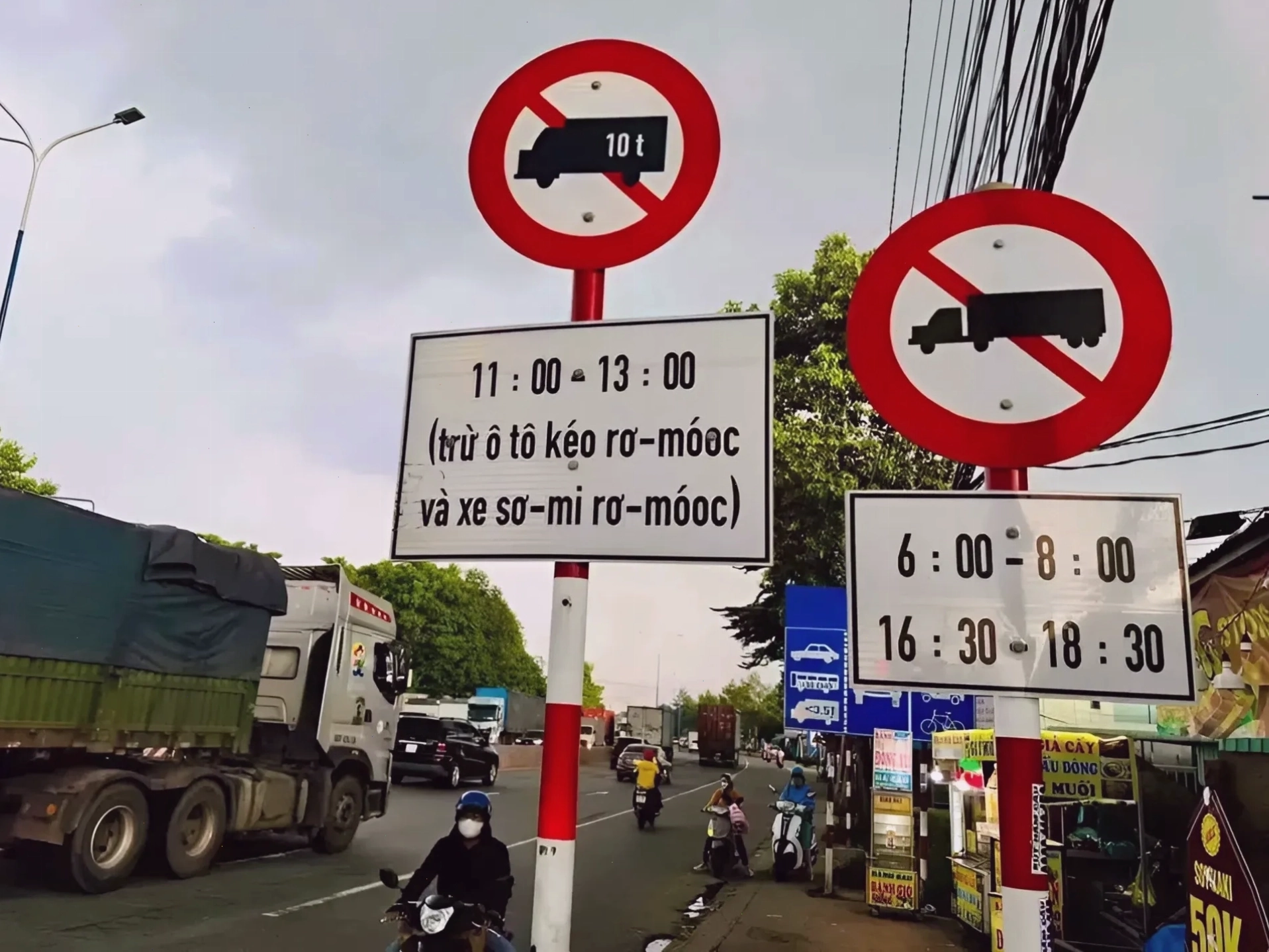 Biển cấm xe tải với giới hạn 10 tấn