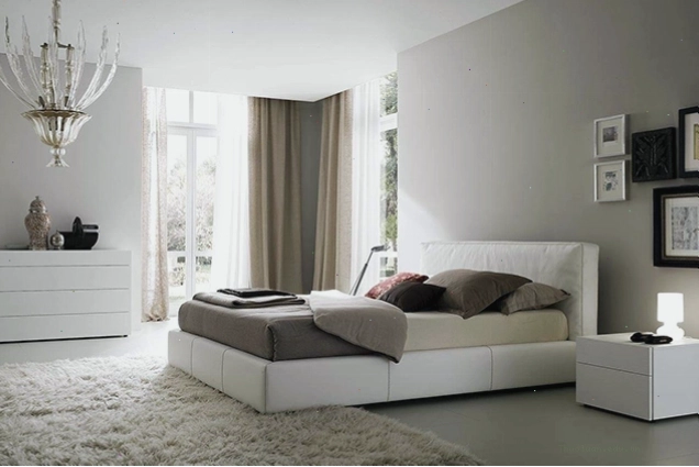 Bố trí giường ngủ lệch hướng cửa để đảm bảo sự riêng tư