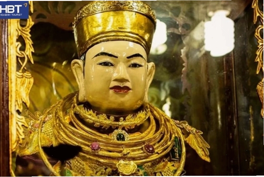 Các lễ vật thường dùng khi đi lễ đền Ông Hoàng Bảy