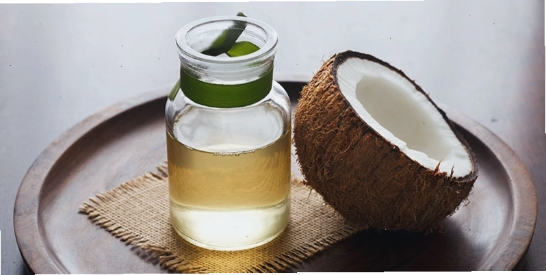 Cách làm trắng răng tại nhà bằng baking soda và nước