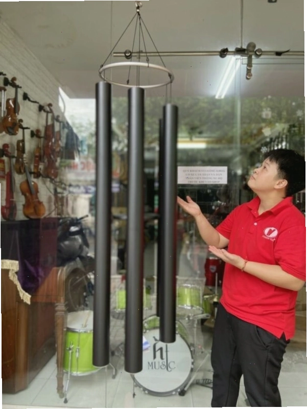 Chuông gió kim loại lớn màu bạc