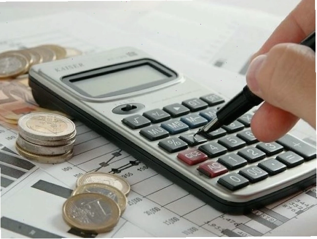 Công cụ tính lãi suất tiết kiệm giúp lựa chọn số tiền và kỳ hạn phù hợp