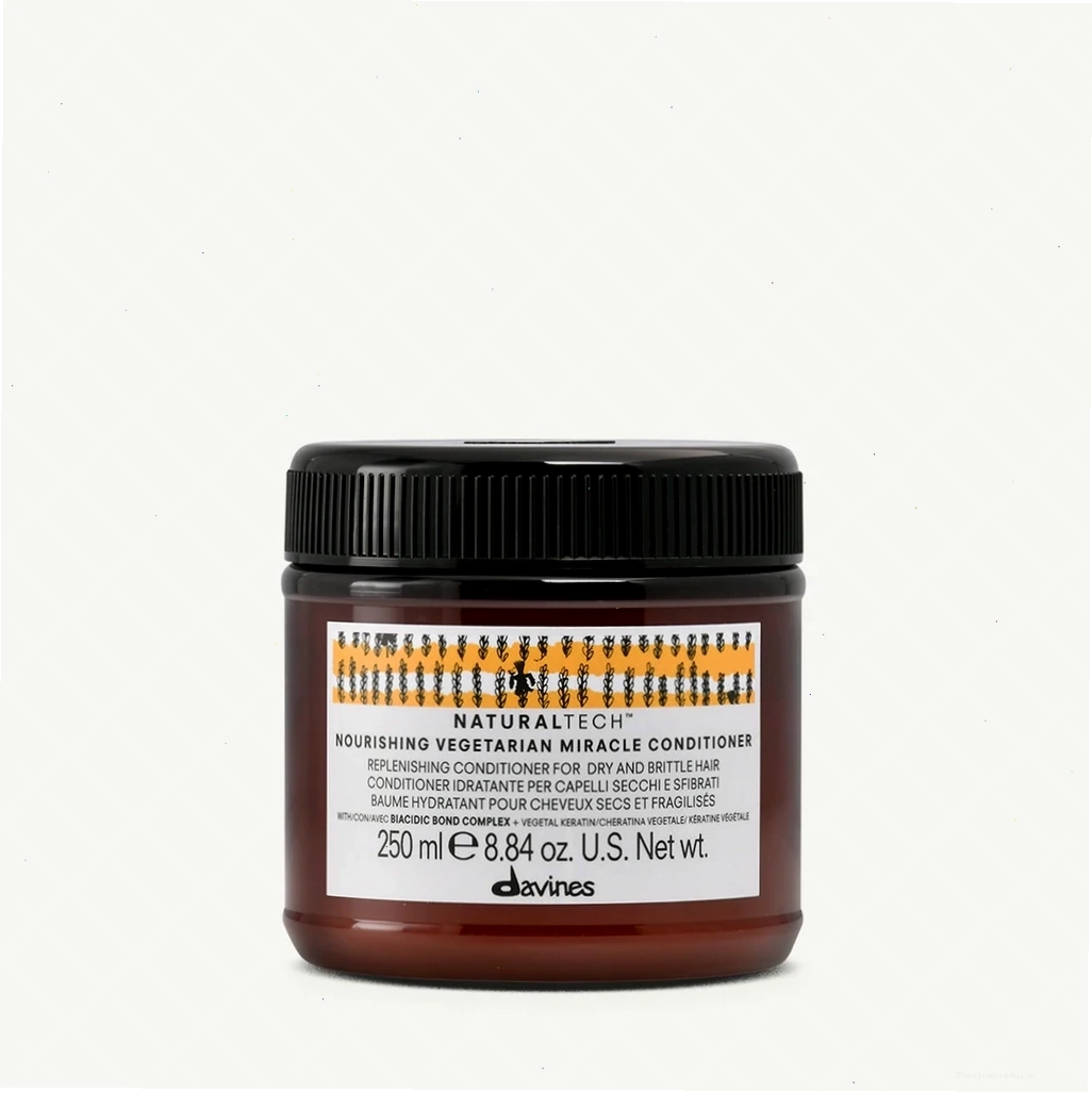Dầu xả Davines giúp tóc mềm mượt và dễ chải