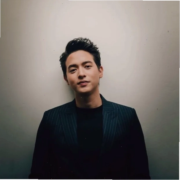 Diễn viên James Jirayu với vẻ ngoài thân thiện