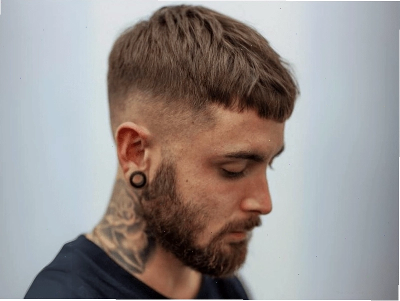 French Crop kết hợp cùng Mid Fade