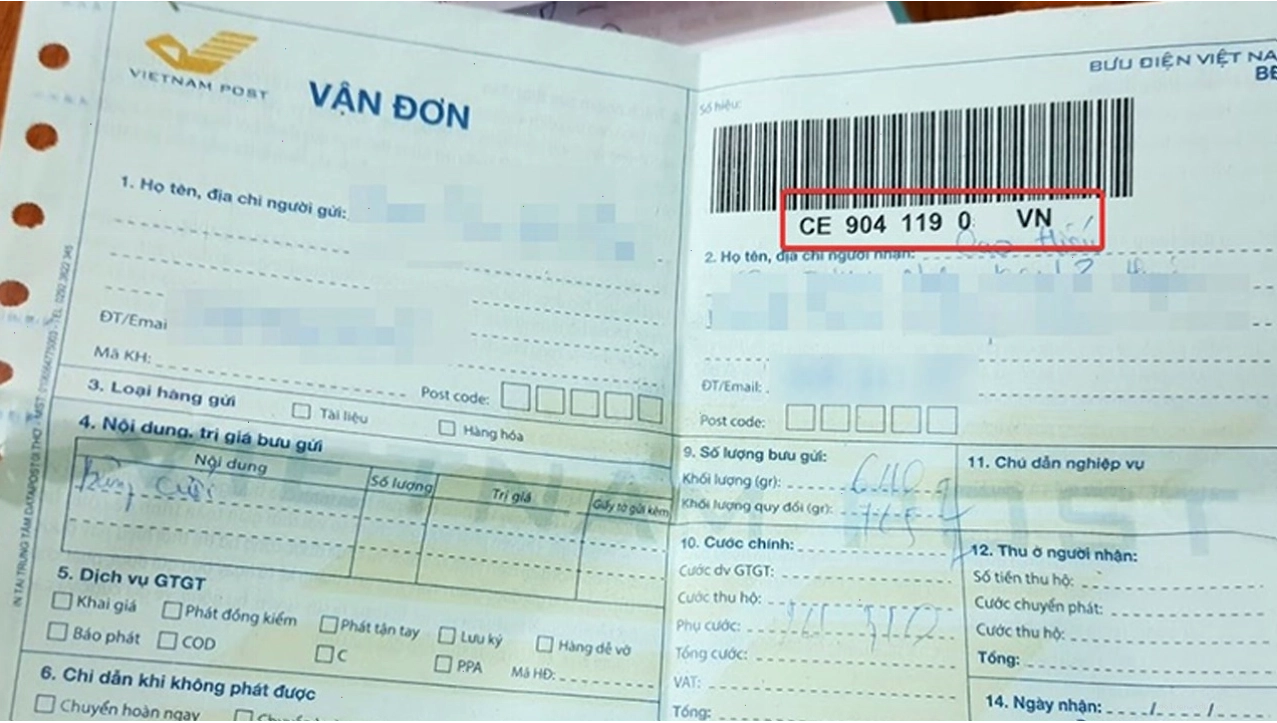 Giao diện tra cứu đơn hàng VNPost trên điện thoại