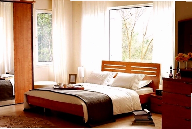 Giường ngủ tránh đối diện cửa sổ