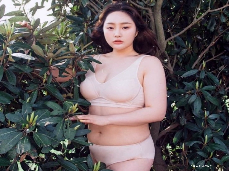 Hai mẫu Hàn Quốc nặng cân vẫn chinh phục thế giới
