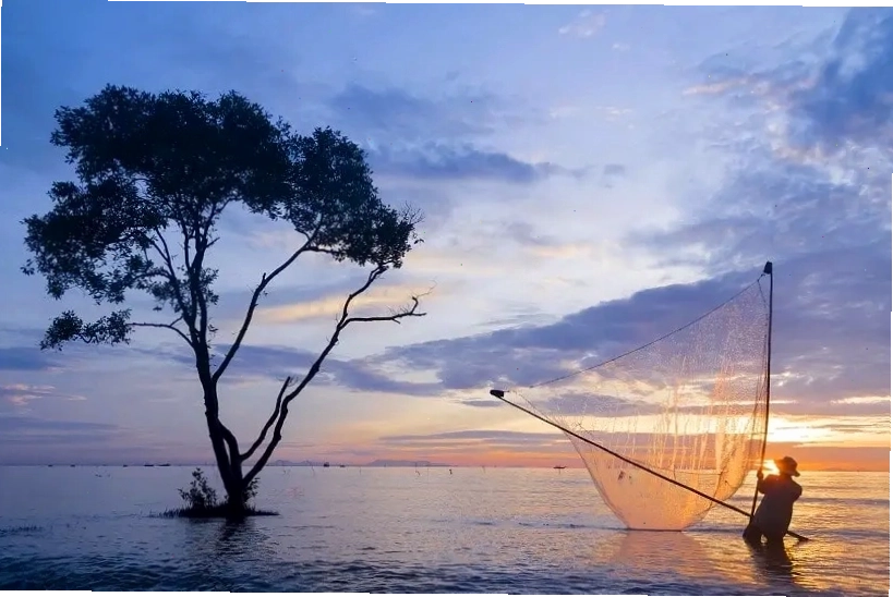 Hoàng hôn lãng mạn trên biển Tân Thành