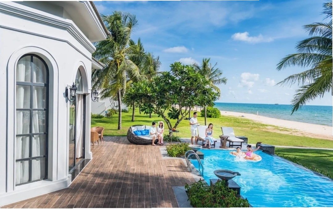 Hoạt động lặn biển ngắm san hô tại Hòn Móng Tay