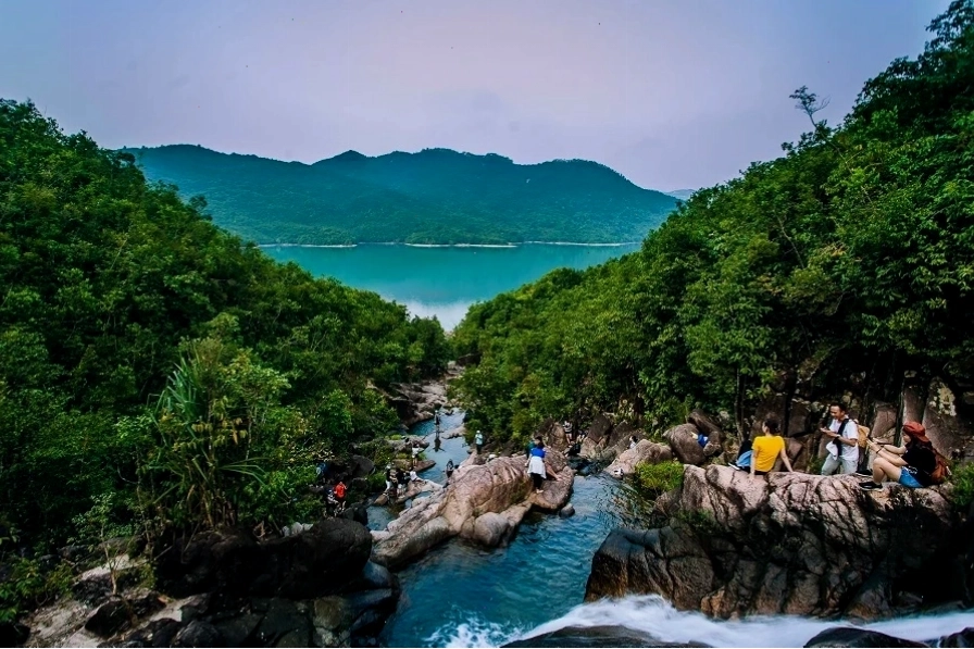 Hoạt động lặn ngắm san hô tại Quy Nhơn