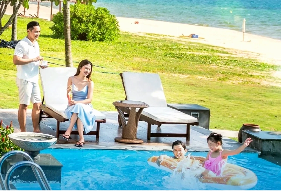 Hoạt động vui chơi trên bãi biển Mỹ Khê với nhiều hoạt động giải trí hấp dẫn