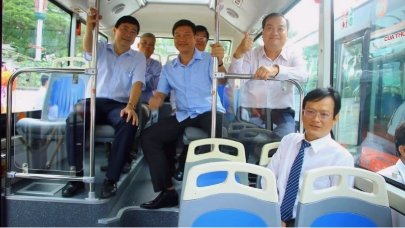 Hỏi đáp về xe buýt TP.HCM
