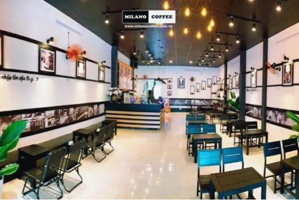 Không gian quán cafe ấm cúng và thân thiện