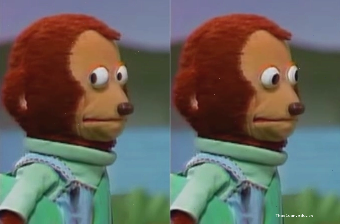 Meme liếc mắt đưa tình với biểu cảm đáng yêu và ẩn ý tán tỉnh