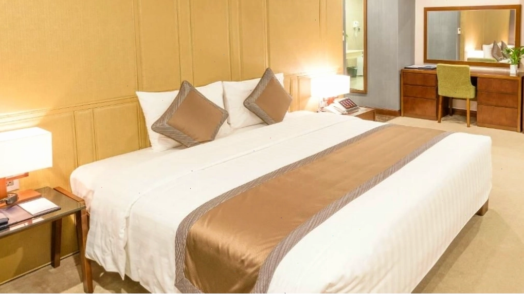 Phòng Grand Suite sang trọng tại Khách sạn Biển Bắc Móng Cái