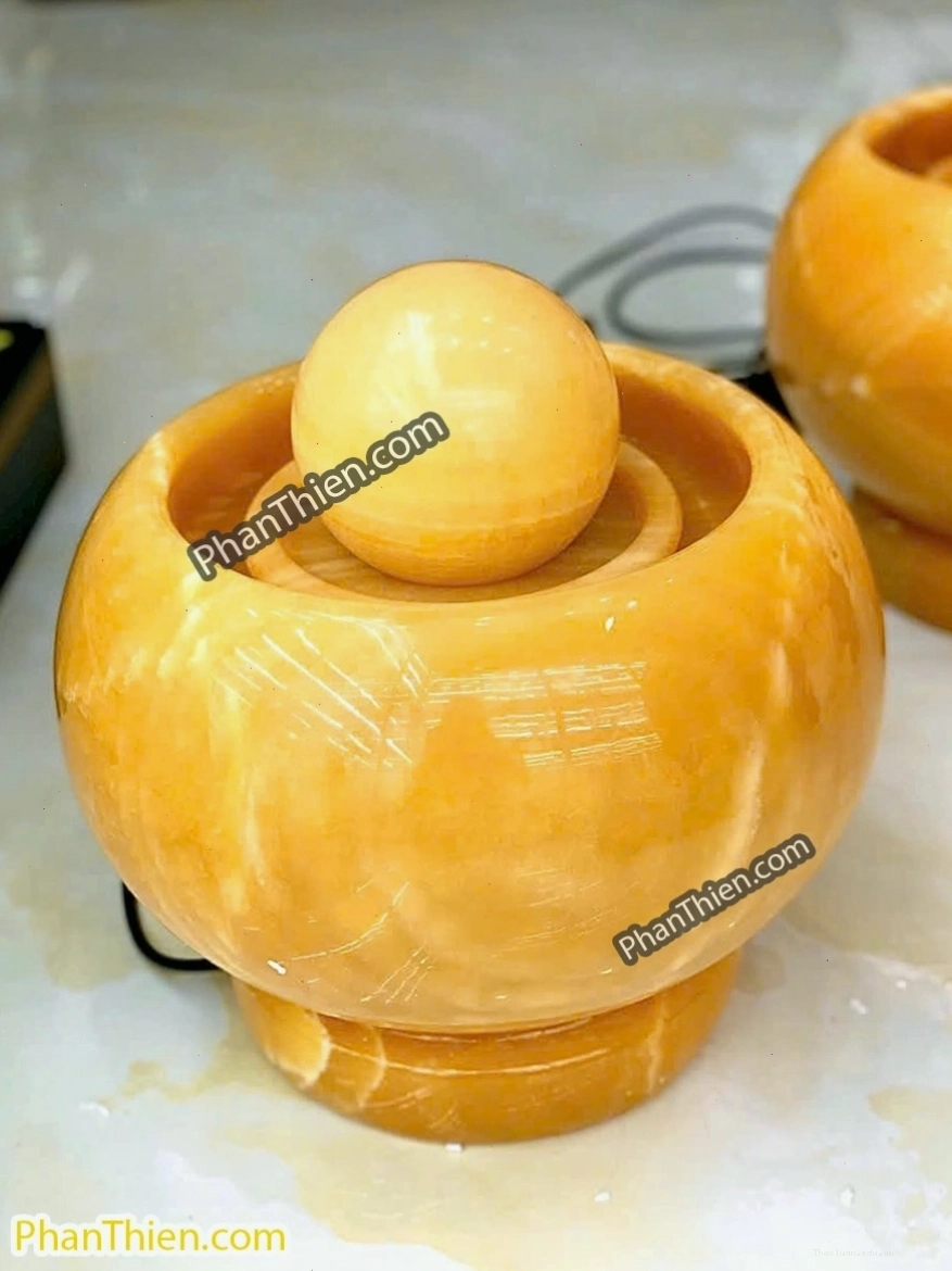 Phong thủy luân bằng đá với màu sắc trang nhã