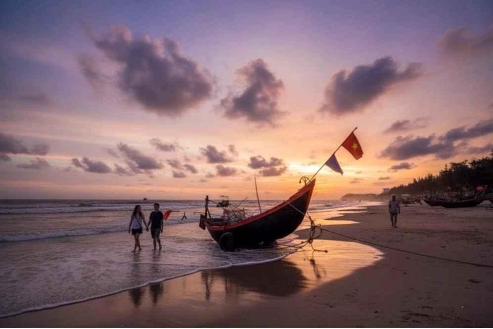 Thời tiết Sầm Sơn thuận lợi cho tắm biển