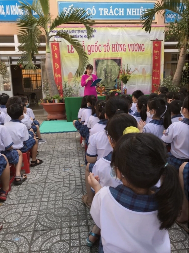 Toàn cảnh khu Đền Thượng trên núi Nghĩa Lĩnh