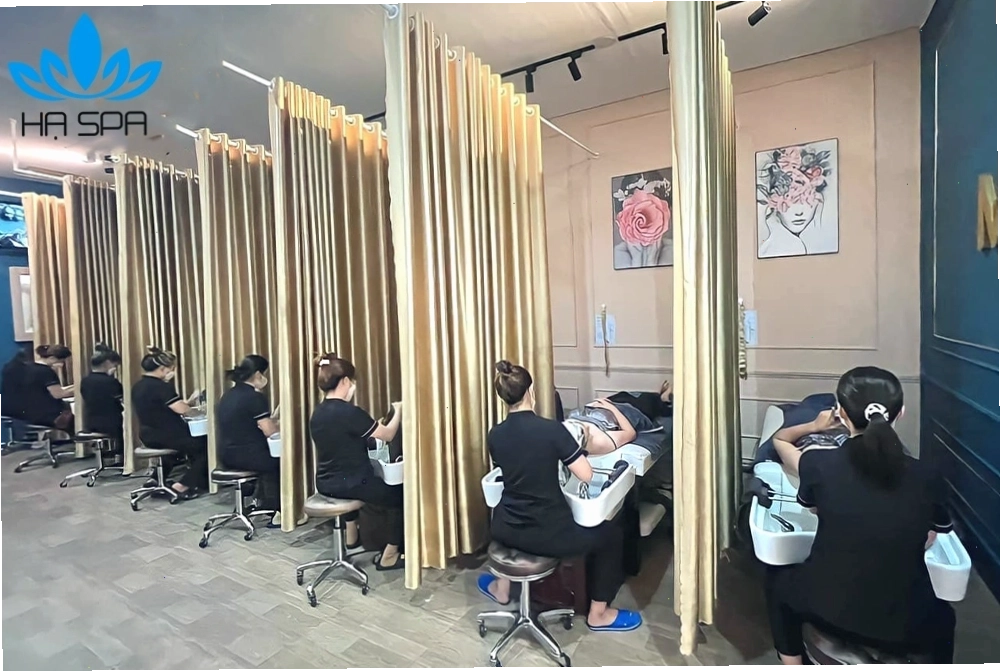 Trang thiết bị hiện đại hỗ trợ liệu trình tại Relax Spa