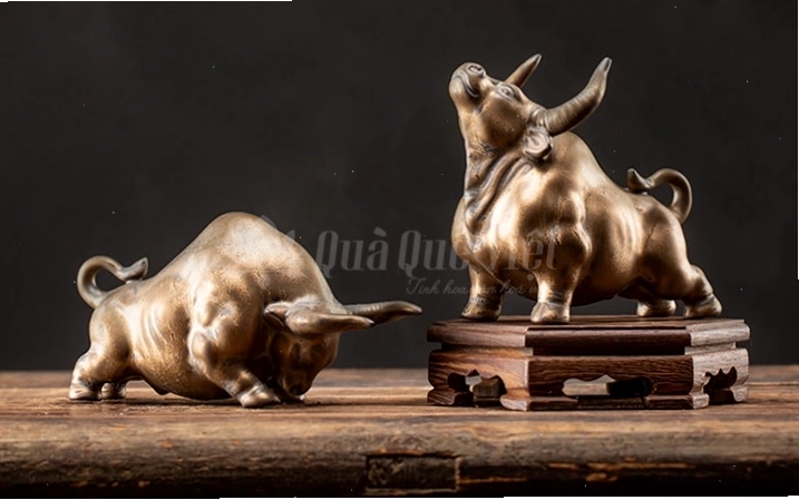 Trâu phong thủy biểu tượng cho sự vững chãi và thịnh vượng trong phong thủy
