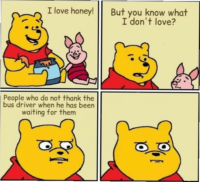 Winnie the Pooh nói chuyện với Piglet về việc cảm ơn tài xế xe buýt