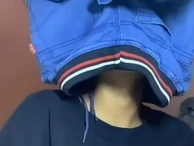 Bộ sưu tập meme đội quần siêu hài hước bạn không nên bỏ lỡ