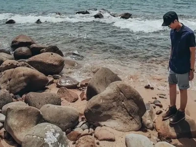 Khám phá vẻ đẹp hoang sơ của bãi Đông Thanh Hóa
