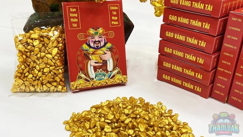 Các vật phẩm phong thủy trên bàn thờ Thần Tài