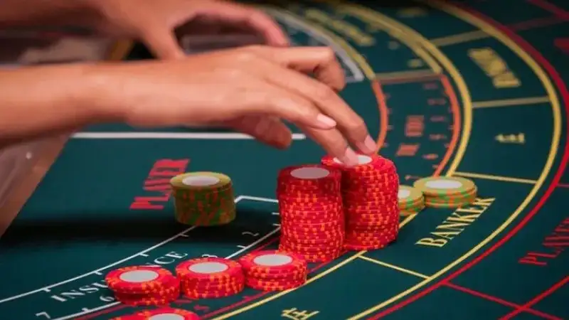 Luật chơi Baccarat tại Alo789